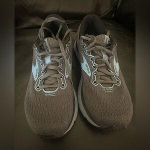 Gray and blue Brooks Glycerin Tennis shoes/sneakers